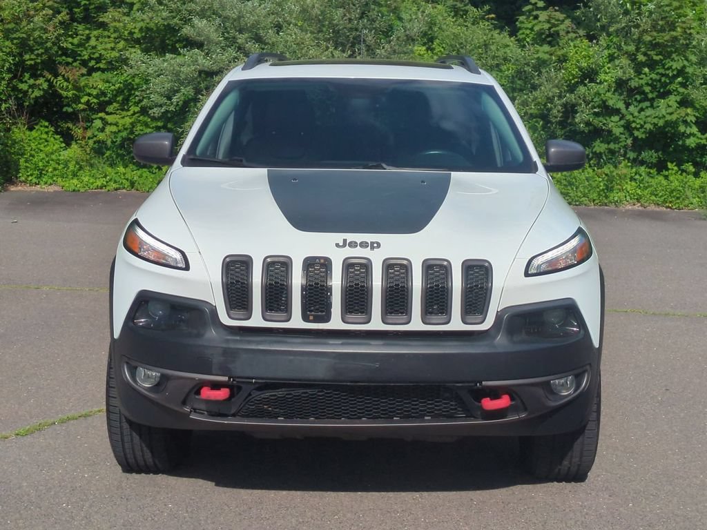 Used 2016 Jeep Cherokee Trailhawk AWD/4WD image 9