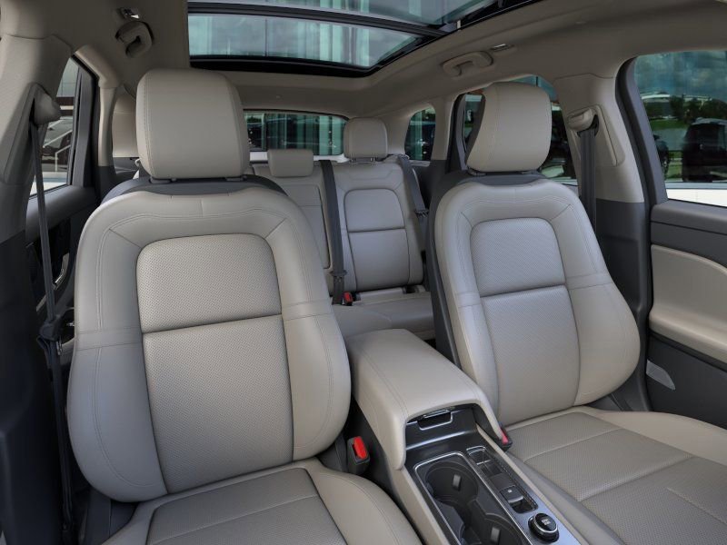 New 2026 Lincoln Corsair Grand Touring w/ Jet Appearance Package AWD/4WD image 10
