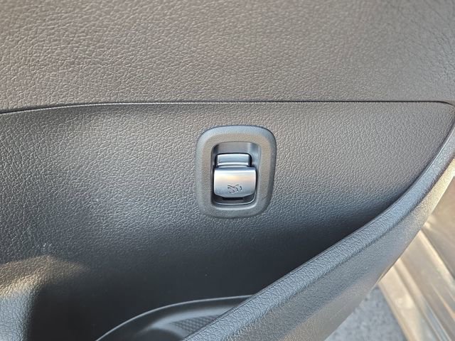 Used 2024 Mercedes-Benz C 300 4MATIC Sedan image 23