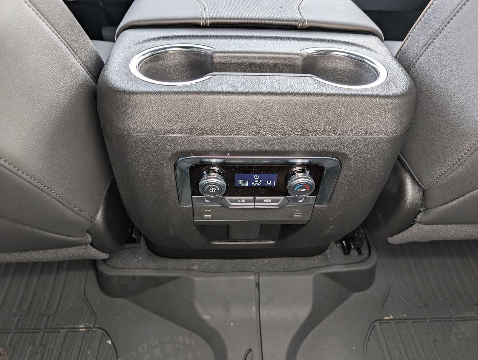 New 2025 GMC Yukon Elevation w/ LPO, Floor Liner Package image 12