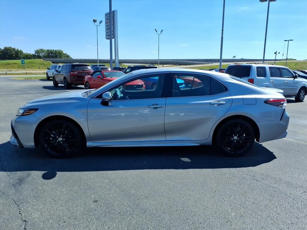 Used 2024 Toyota Camry XSE image 3