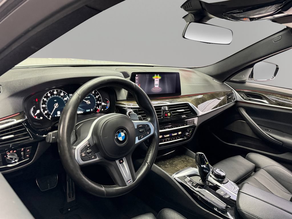 Used 2019 BMW 530i w/ M Sport Package RWD image 16
