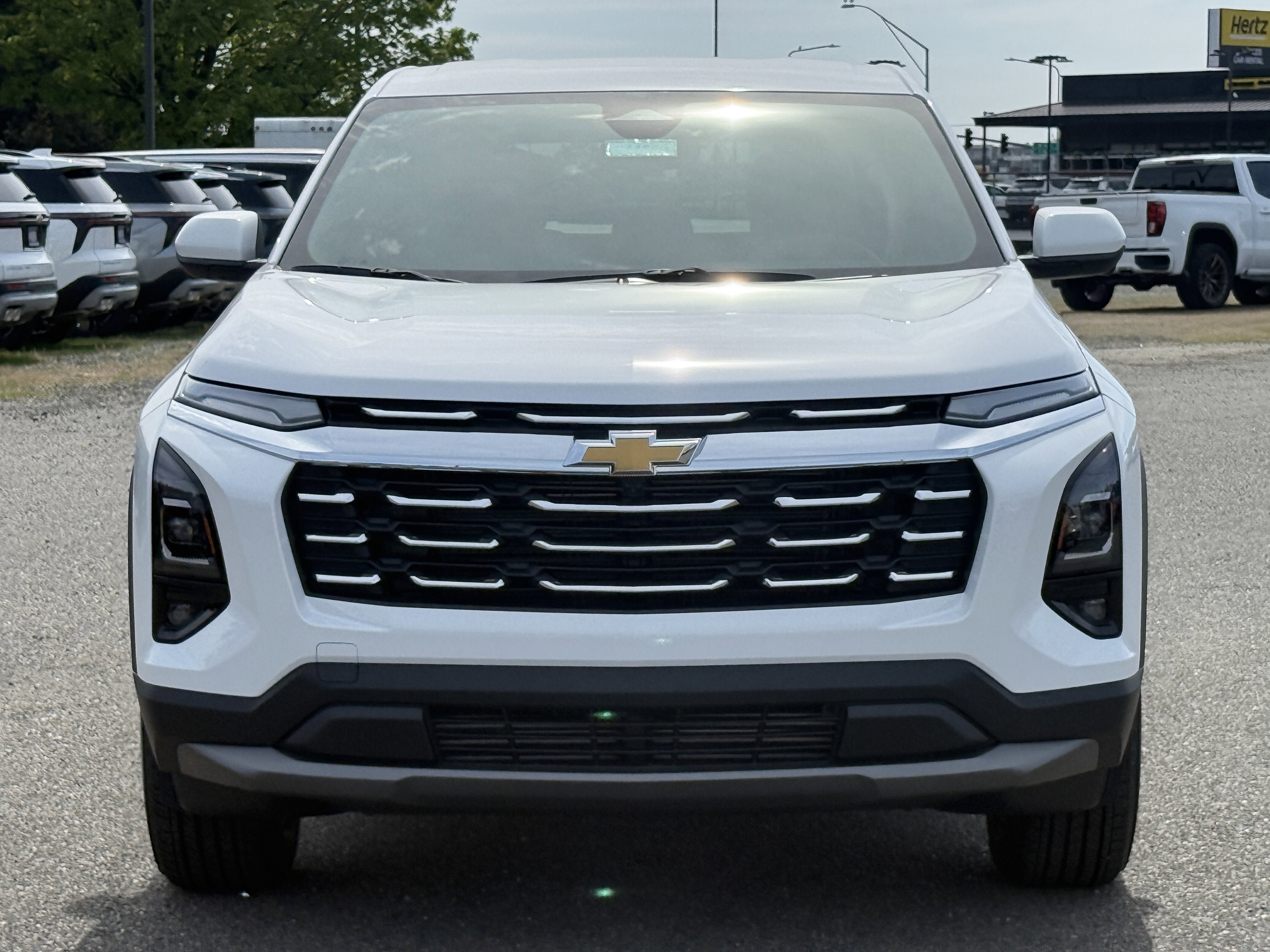 New 2026 Chevrolet Equinox LT AWD/4WD image 8