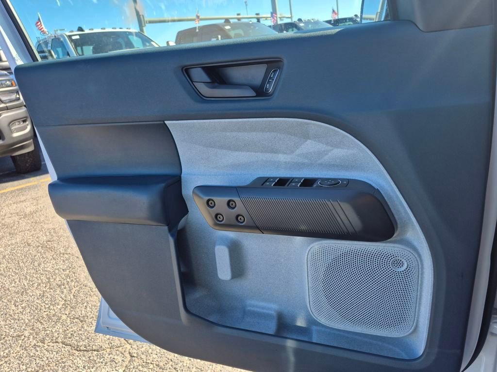 Used 2025 Ford Maverick XLT w/ Equipment Group 302A image 14