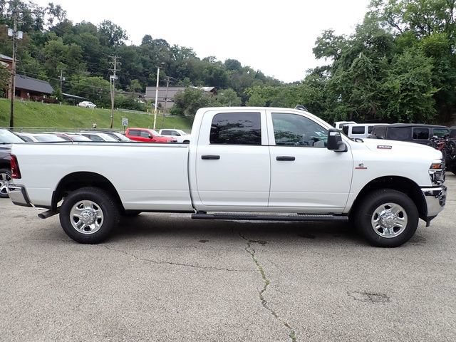 New 2026 RAM 3500 Tradesman AWD/4WD image 9