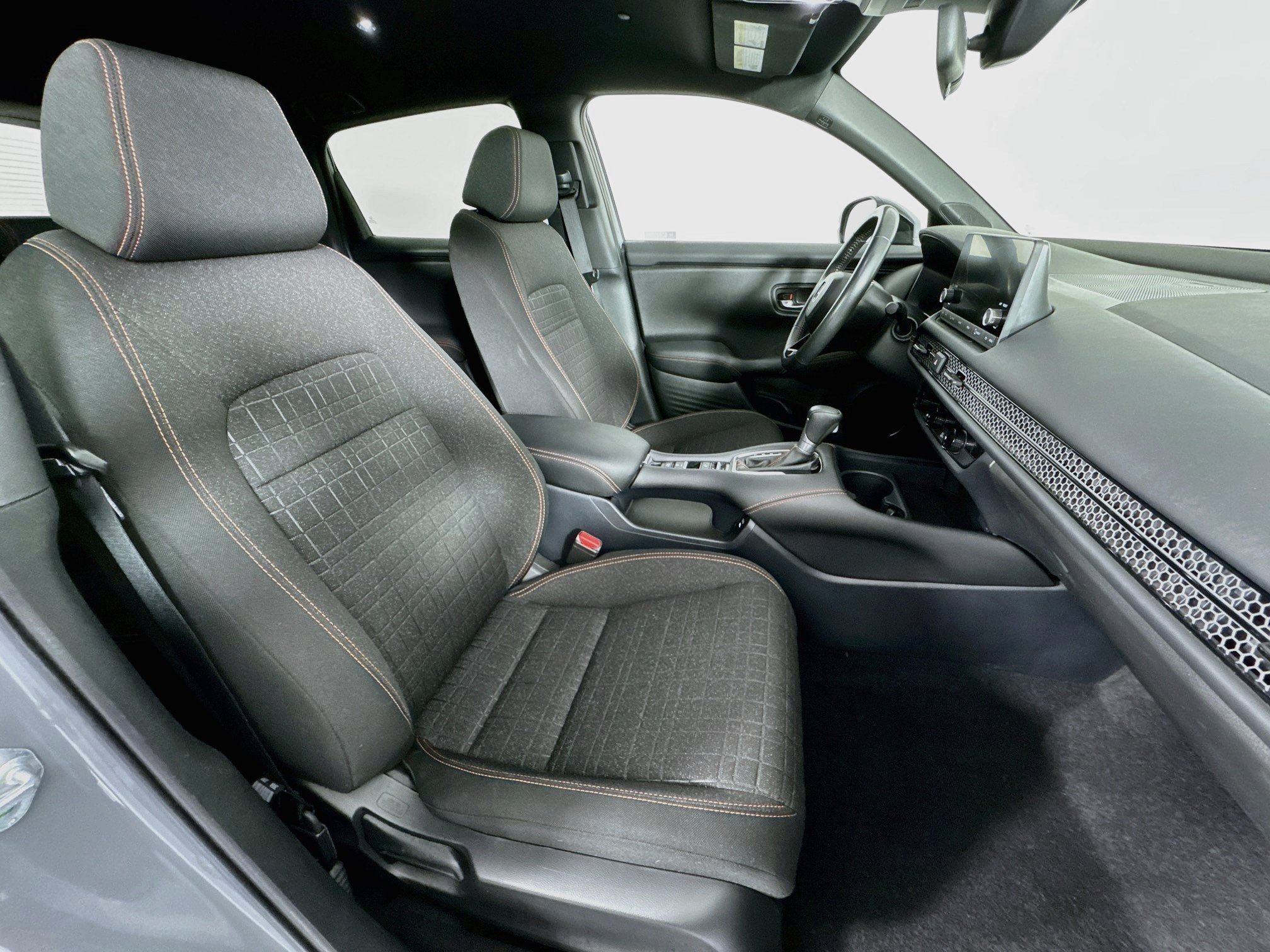 Certified 2024 Honda HR-V Sport image 26