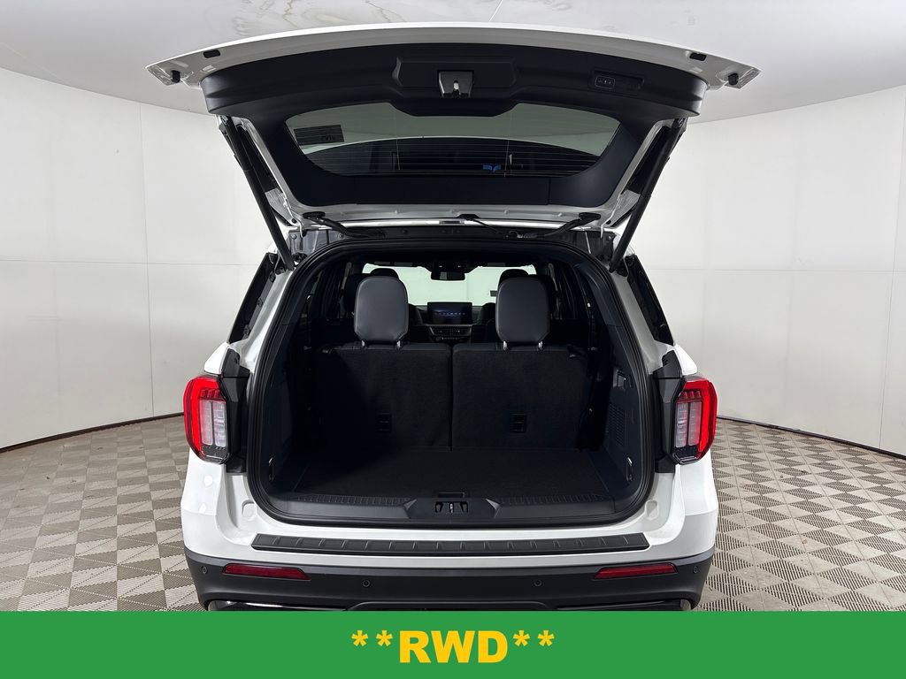 New 2026 Ford Explorer ST RWD image 10