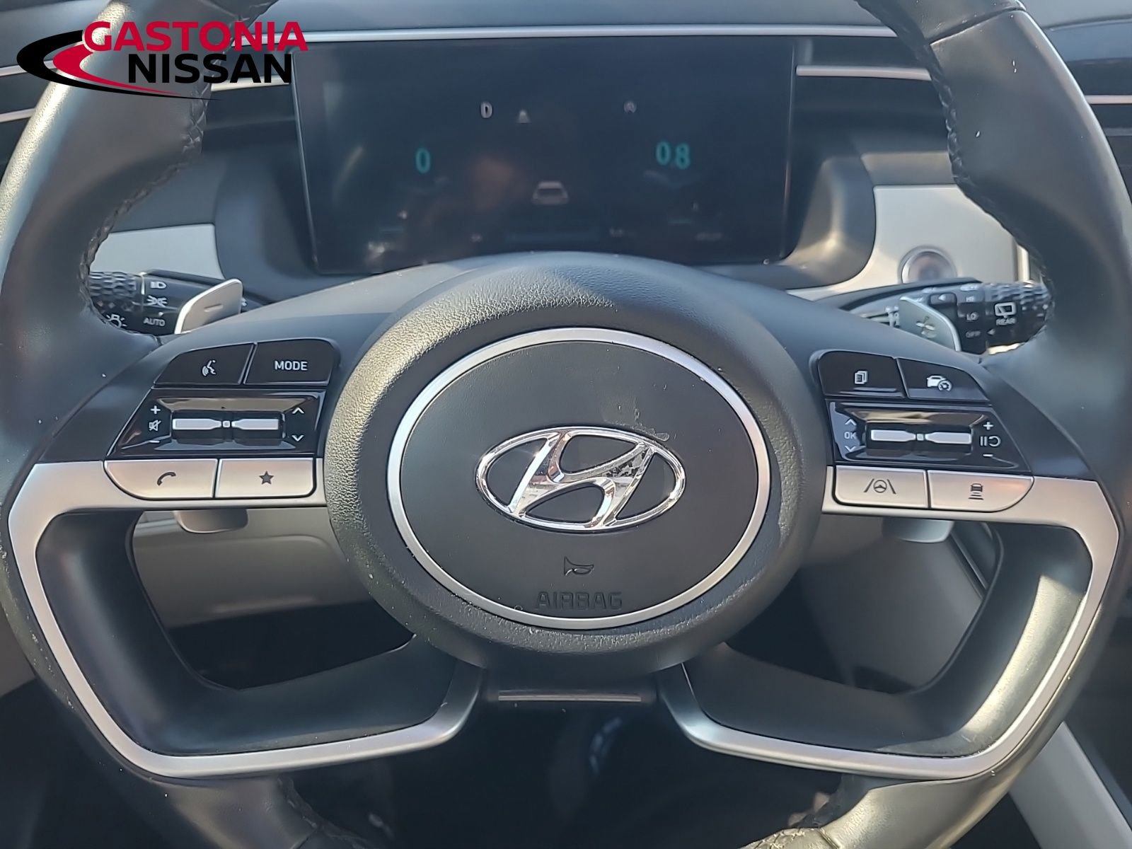 Used 2023 Hyundai Tucson Limited image 32