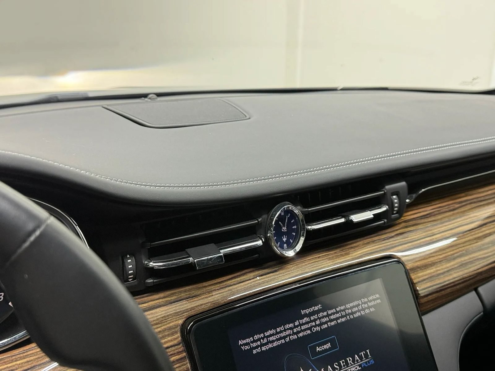 Used 2018 Maserati Quattroporte S GranLusso RWD image 45
