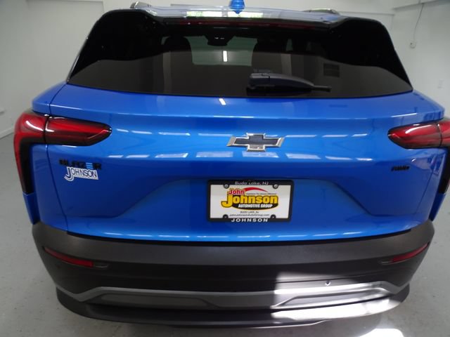 Certified 2025 Chevrolet Blazer EV LT AWD/4WD image 19