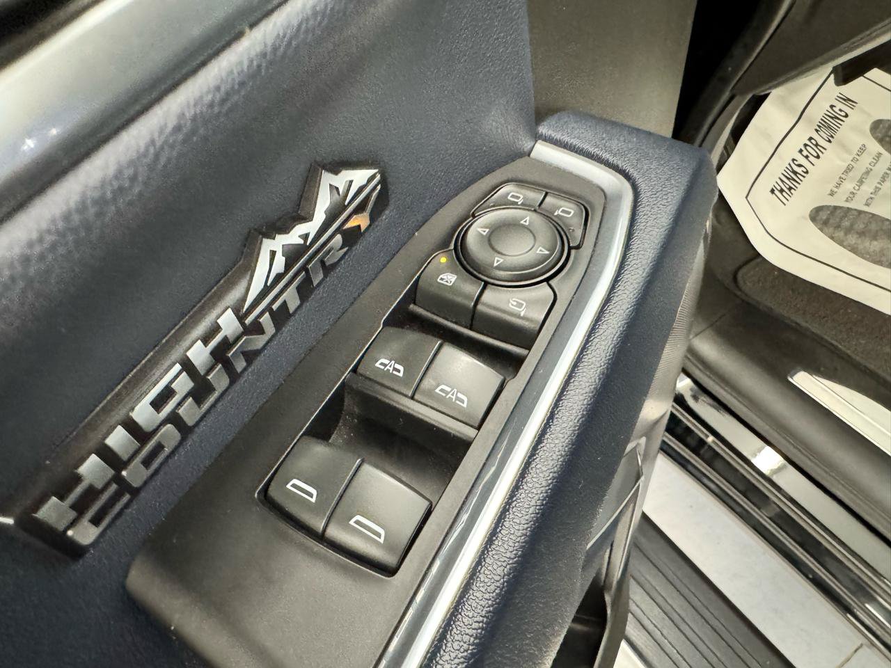 Used 2023 Chevrolet Silverado 1500 High Country w/ Technology Package AWD/4WD image 11