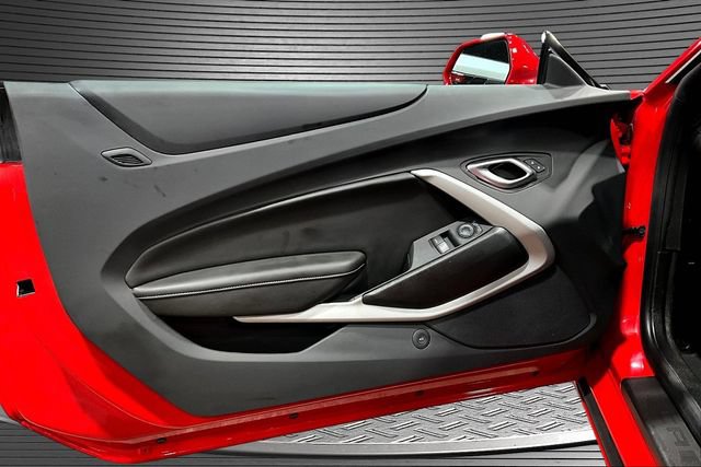 Used 2022 Chevrolet Camaro SS RWD image 18