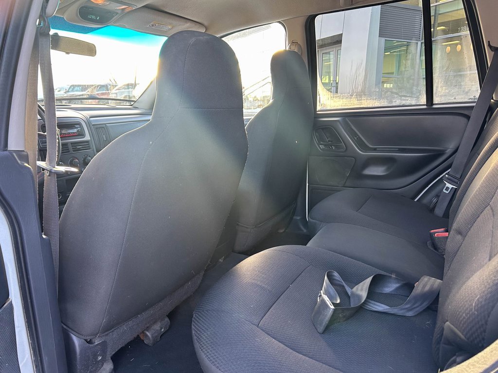 Used 2004 Jeep Grand Cherokee Laredo w/ Convenience Group image 12