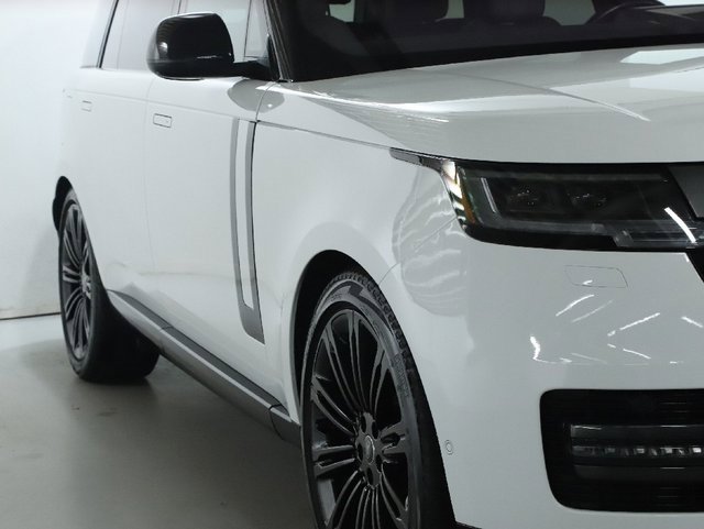 Certified 2022 Land Rover Range Rover Long Wheelbase SE image 12