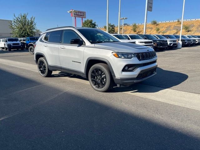 New 2026 Jeep Compass Latitude AWD/4WD image 9
