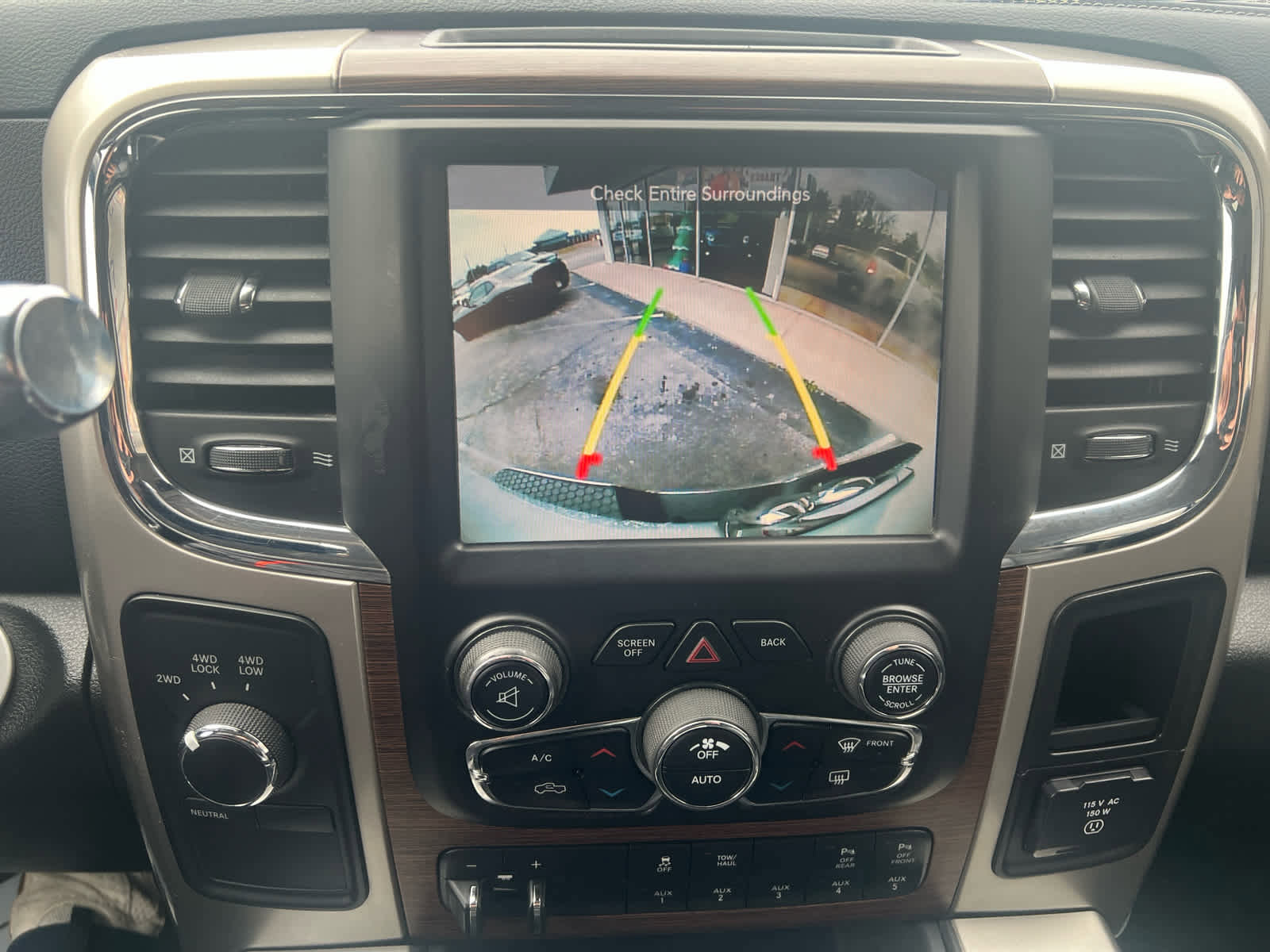 Used 2016 RAM 2500 Laramie w/ Convenience Group image 27