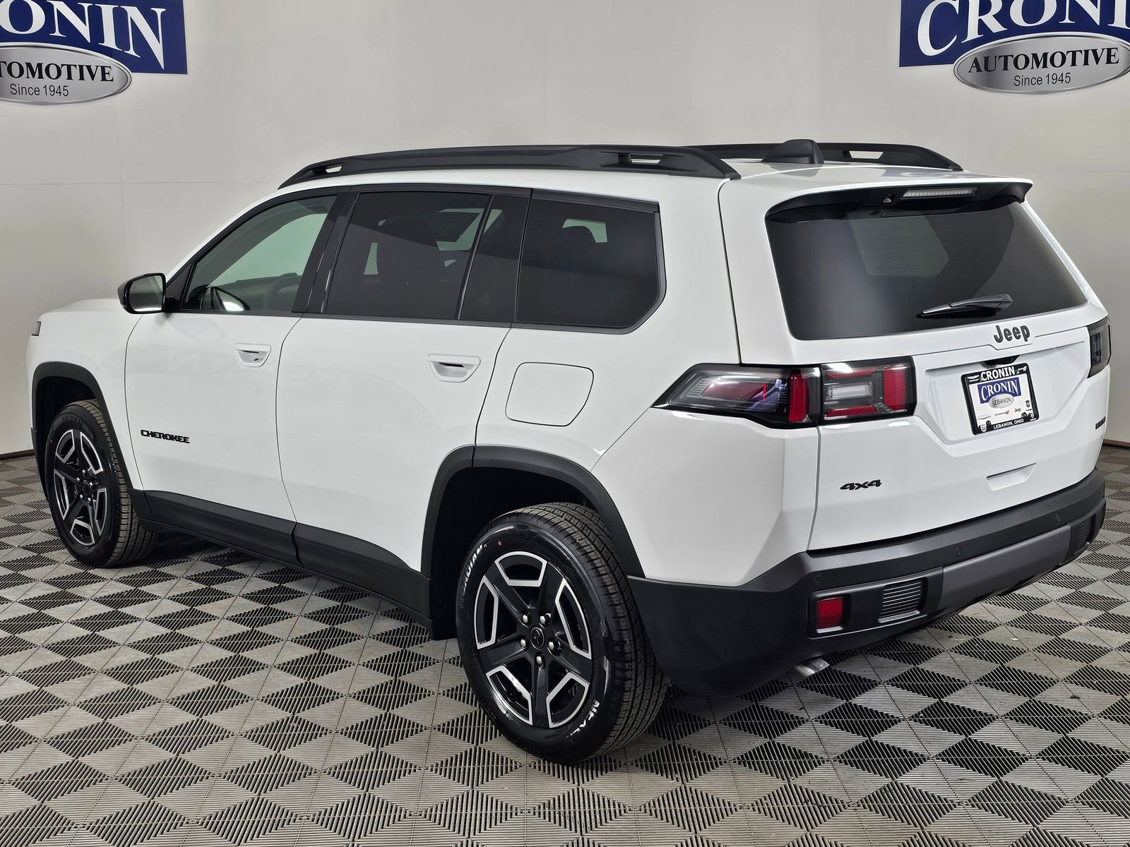 New 2026 Jeep Cherokee Laredo image 3