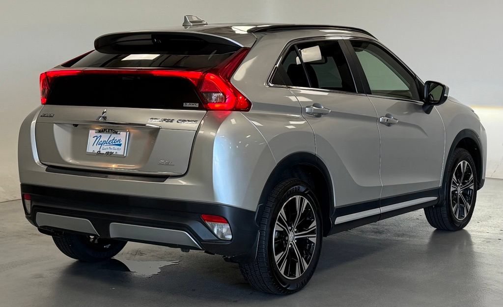 Used 2018 Mitsubishi Eclipse Cross SEL AWD/4WD image 3