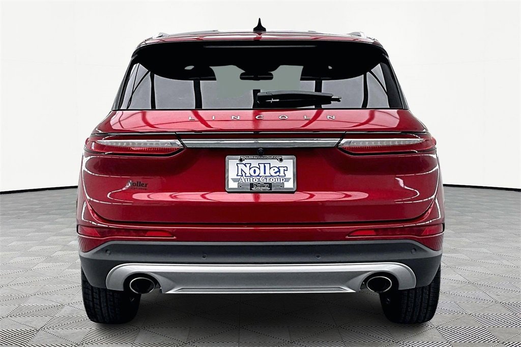 Used 2022 Lincoln Corsair FWD w/ Premium Package image 4