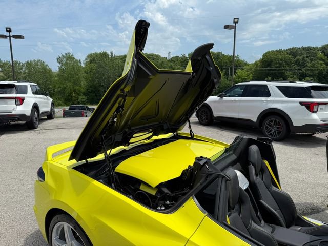 Used 2021 Chevrolet Corvette Stingray w/ Z51 Performance Package image 43