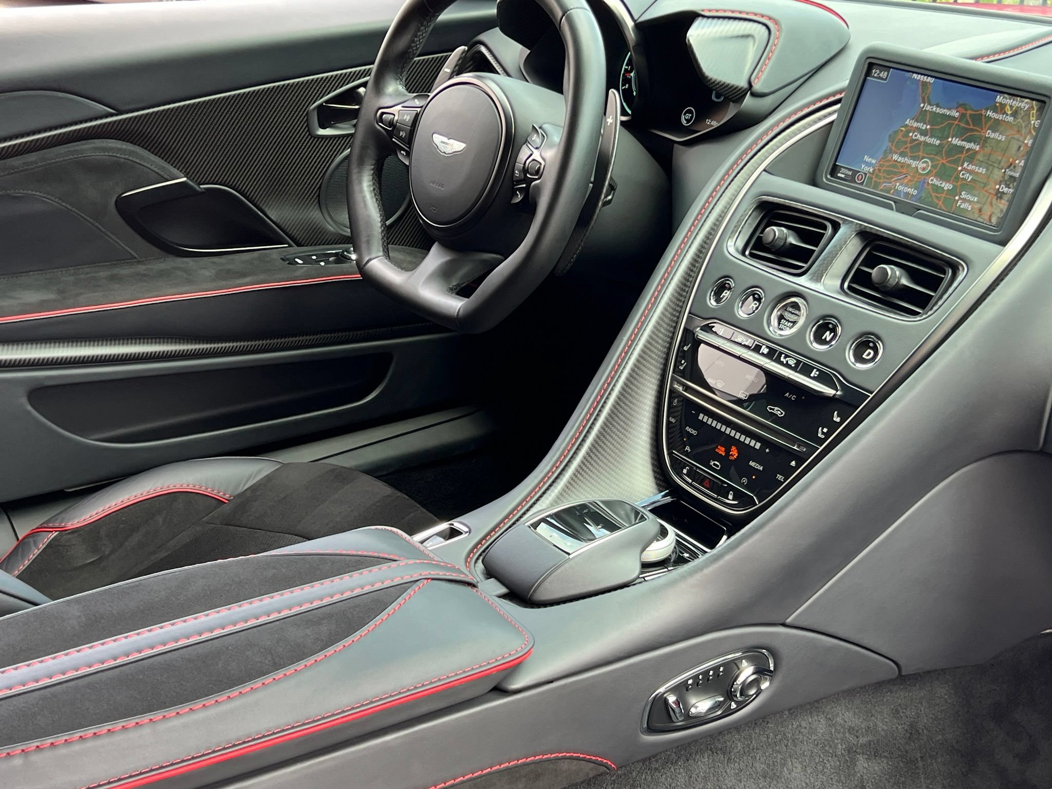 Used 2023 Aston Martin DBS Coupe RWD image 2
