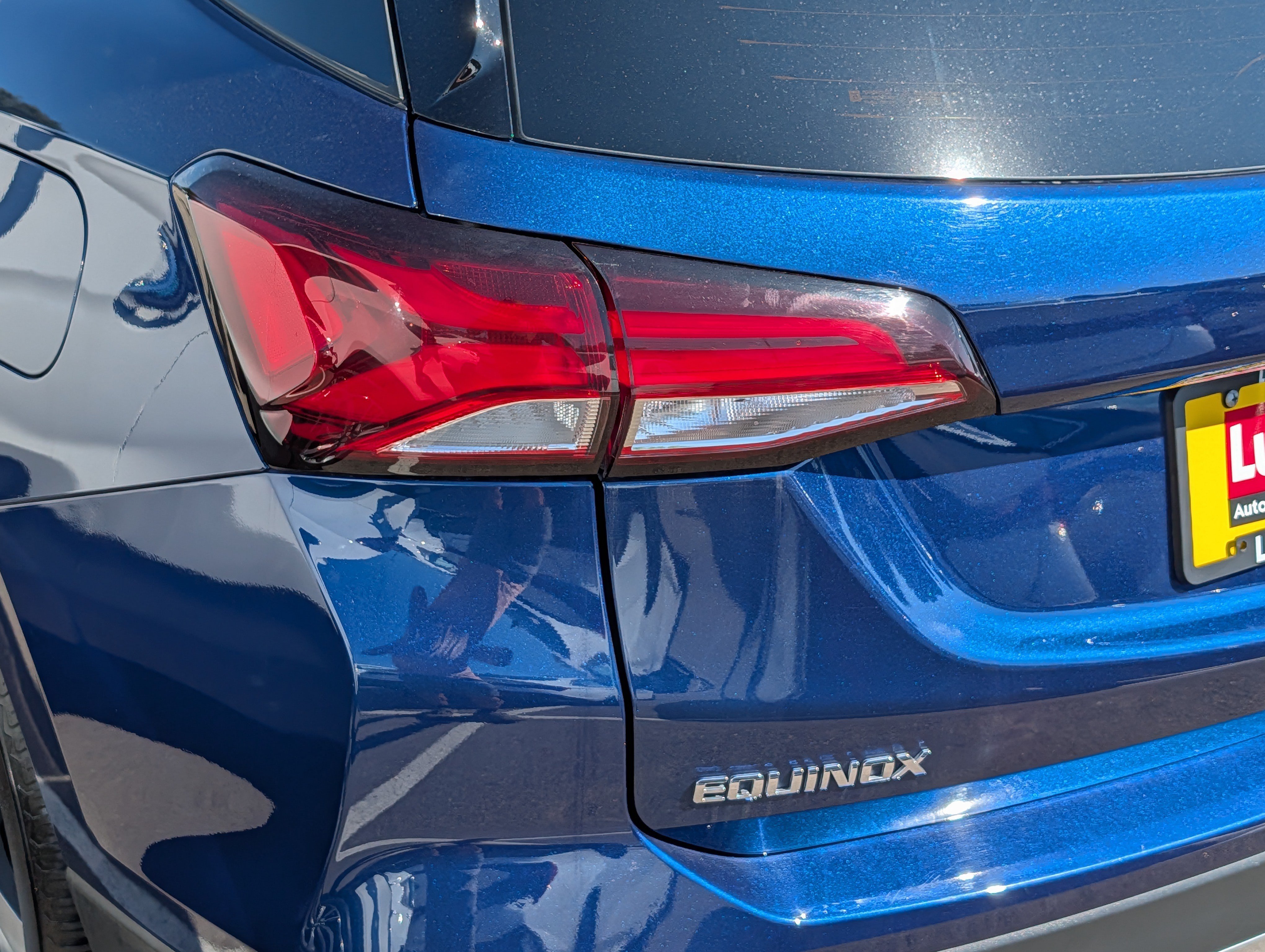 Used 2022 Chevrolet Equinox Premier AWD/4WD image 17