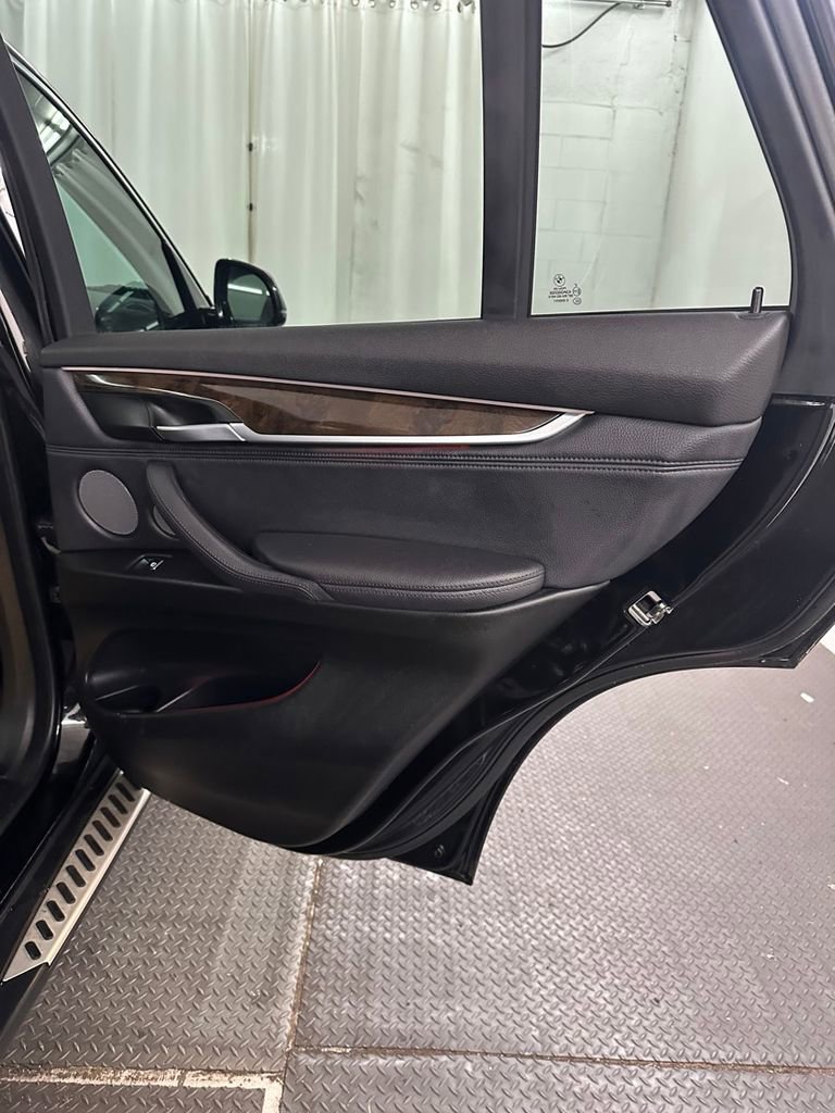 Used 2017 BMW X5 xDrive40e image 28