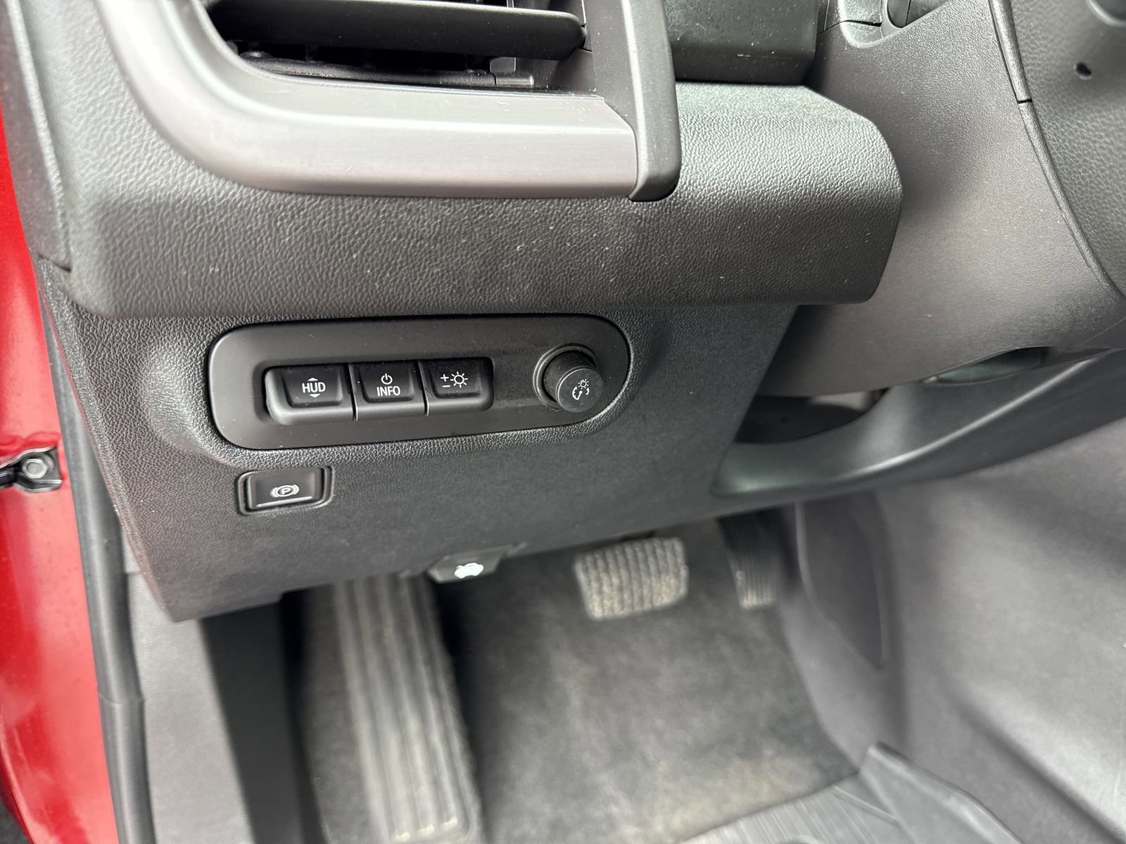 Used 2024 GMC Terrain AT4 w/ Infotainment Package II image 19