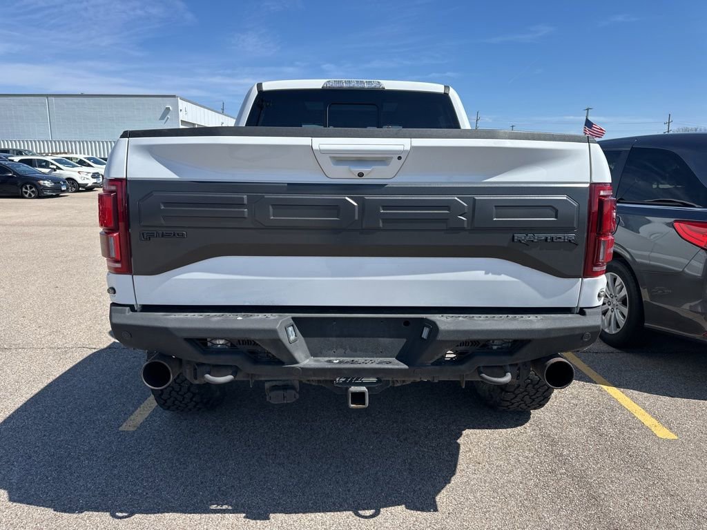 Used 2018 Ford F150 Raptor w/ Equipment Group 802A Luxury image 10