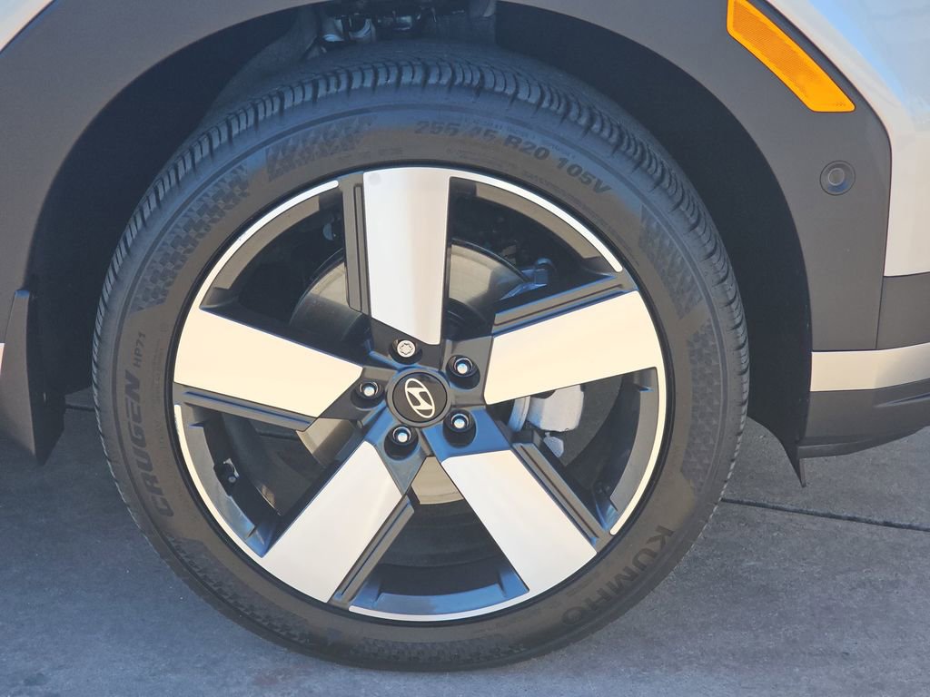 Used 2024 Hyundai Santa Fe Limited image 41