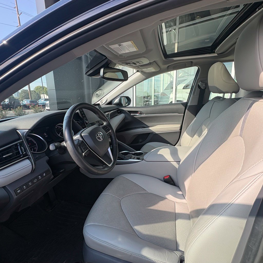 Used 2021 Toyota Camry XLE w/ Navigation Upgrade Package FWD image 11