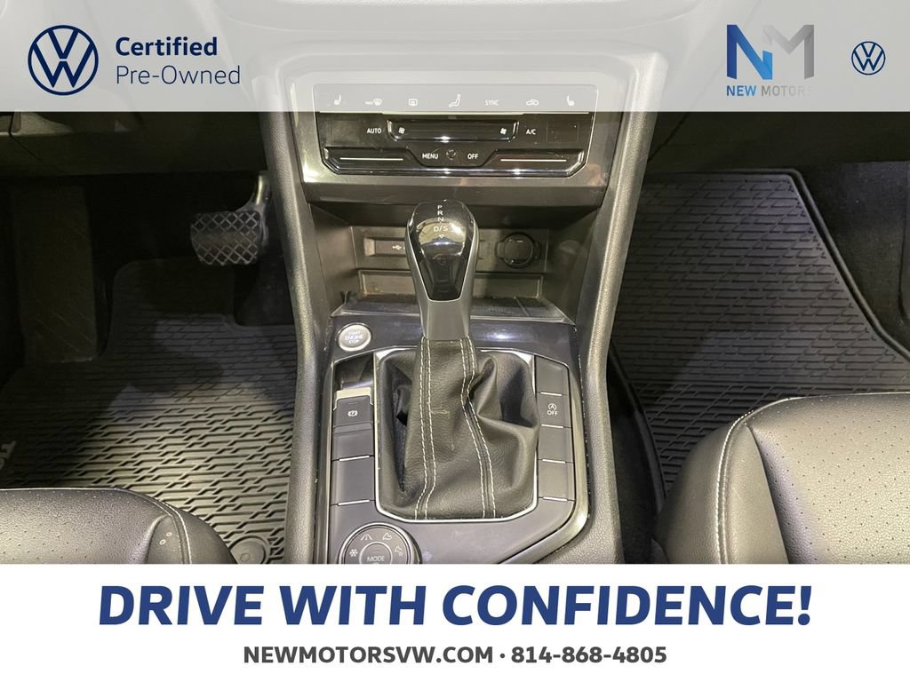 Used 2023 Volkswagen Tiguan SE w/ Panoramic Sunroof Package AWD/4WD image 11