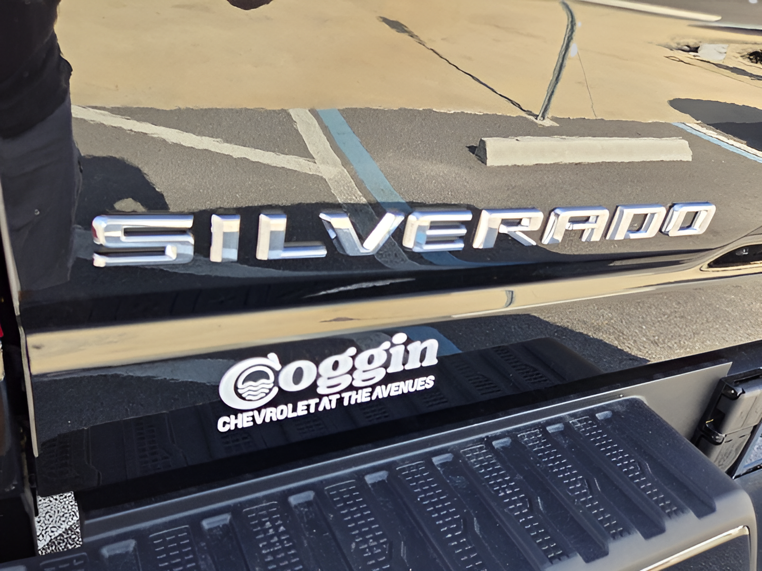 New 2026 Chevrolet Silverado 3500 High Country w/ High Country Premium Package AWD/4WD image 32