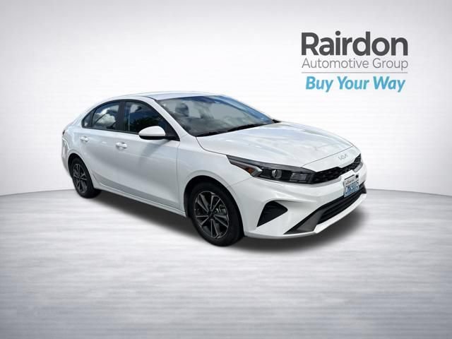 Used 2024 Kia Forte LXS FWD image 1
