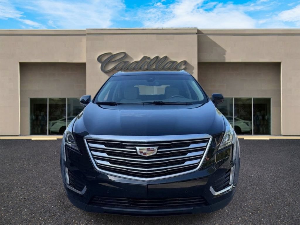 Used 2018 Cadillac XT5 Luxury w/ Driver Awareness Package FWD image 8