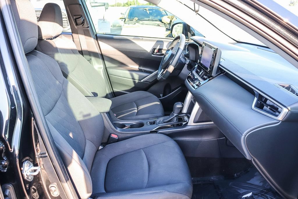 Used 2022 Toyota Corolla Cross LE FWD image 20