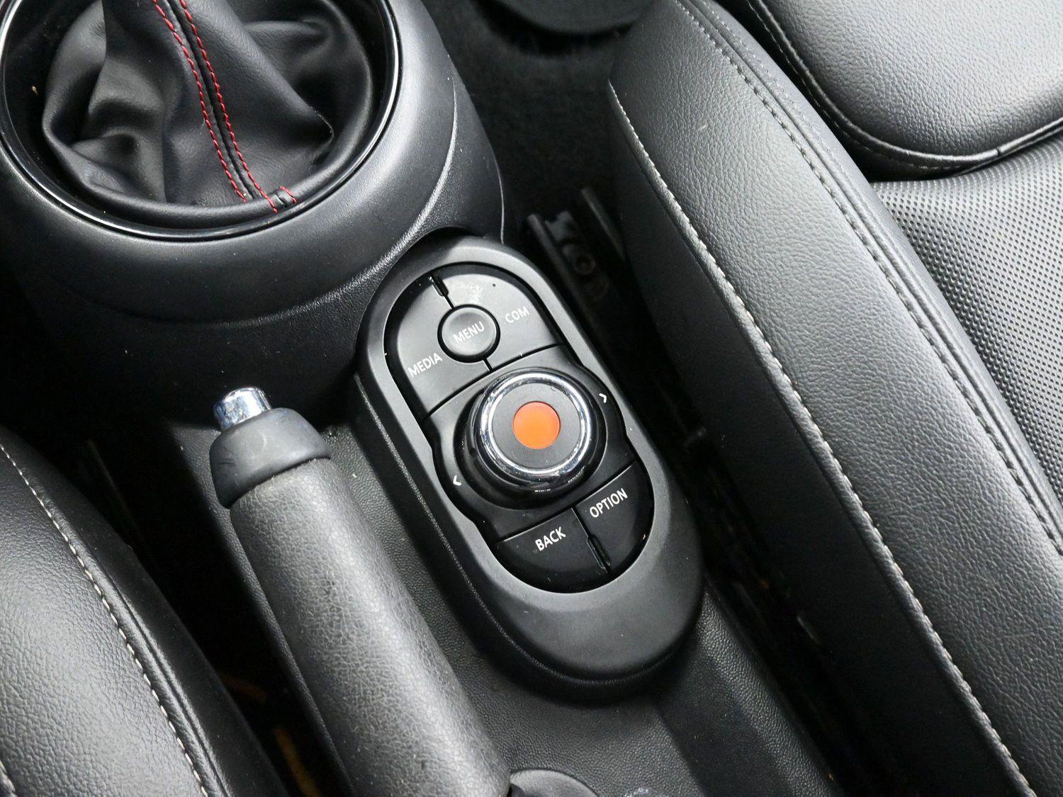 Used 2019 MINI Cooper S image 24