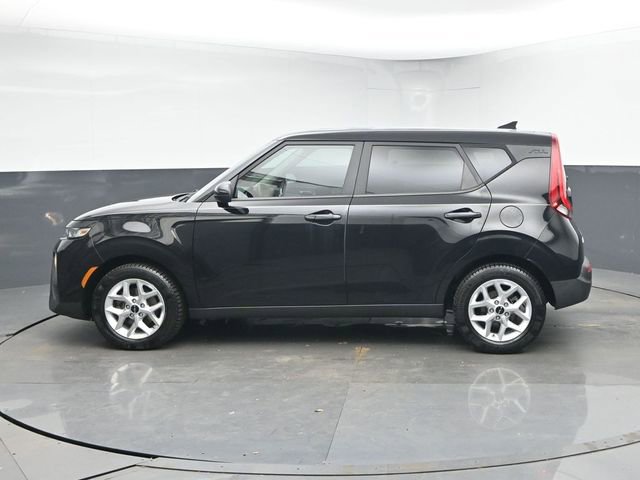 Used 2022 Kia Soul LX w/ Technology Package FWD image 6