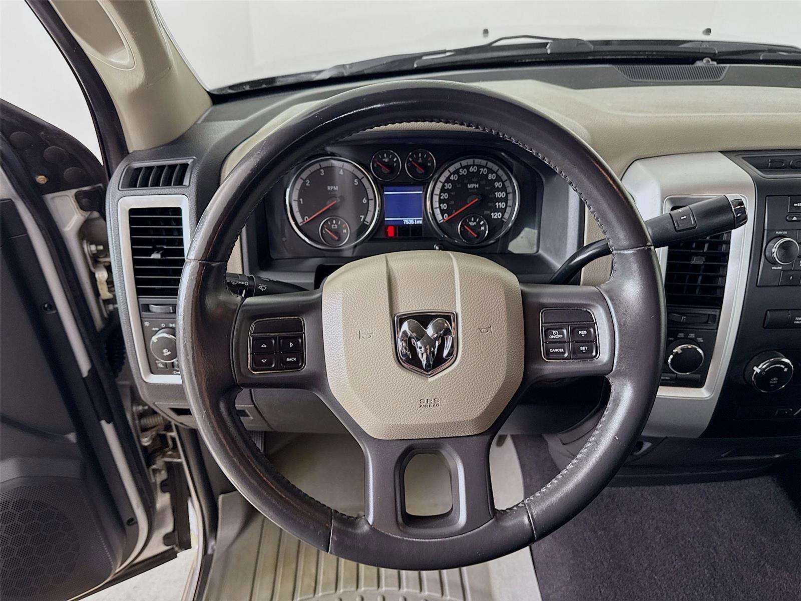 Used 2012 RAM 1500 Big Horn image 16