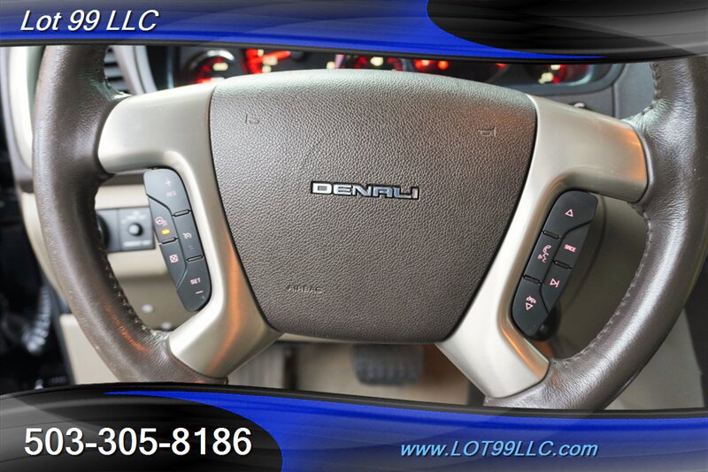 Used 2015 GMC Acadia Denali AWD/4WD image 25