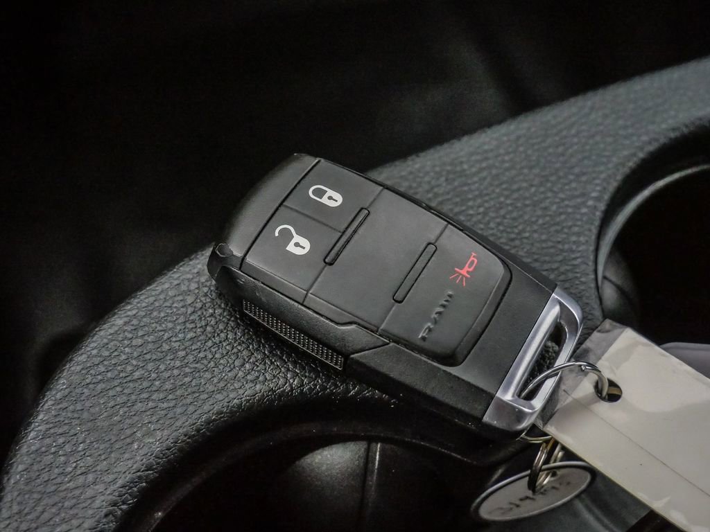 Used 2024 RAM 2500 Tradesman w/ Chrome Appearance Group image 31