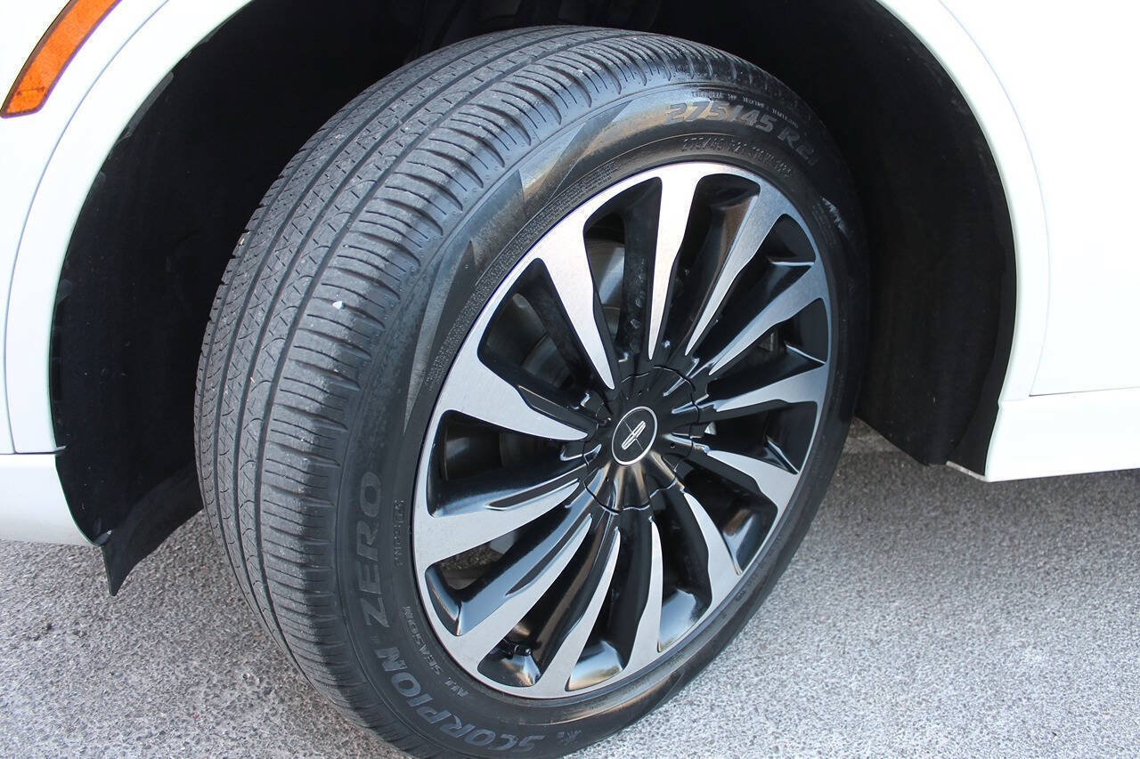 Used 2020 Lincoln Aviator Black Label Grand Touring w/ Class IV Trailer Tow Package AWD/4WD image 11