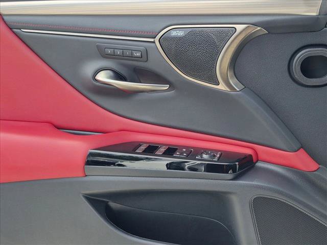Certified 2024 Lexus ES 300h F Sport w/ Accessory Package (Z2) FWD image 2