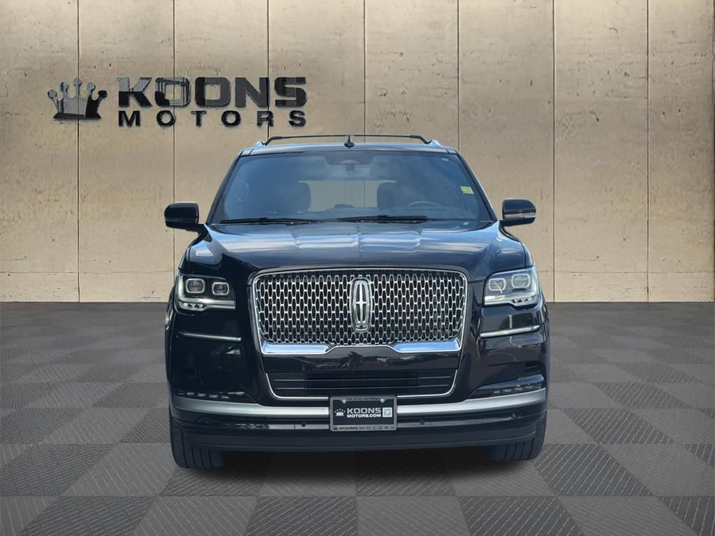 Used 2022 Lincoln Navigator Reserve AWD/4WD video 3