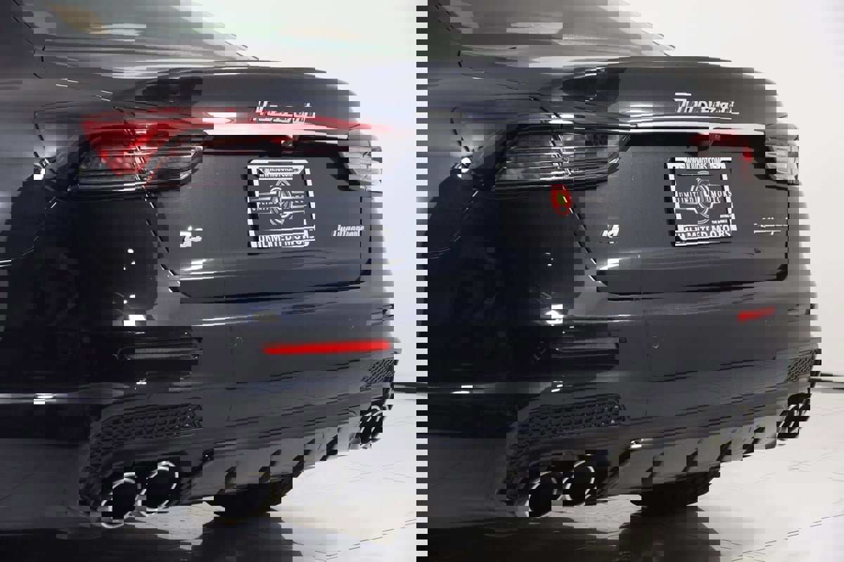 Used 2023 Maserati Quattroporte Modena Q4 image 31