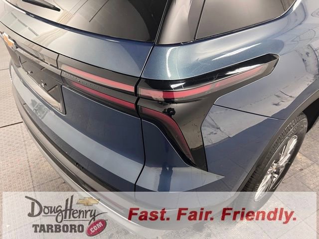 New 2026 Chevrolet Traverse LT w/ Driver Confidence Package FWD image 18