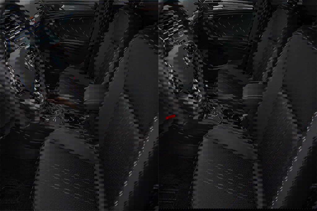 New 2024 Volkswagen Tiguan SE R-Line image 8