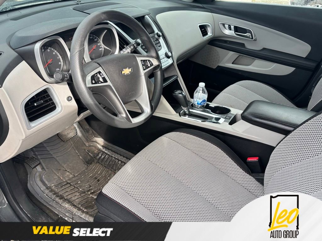 Used 2017 Chevrolet Equinox LT image 12