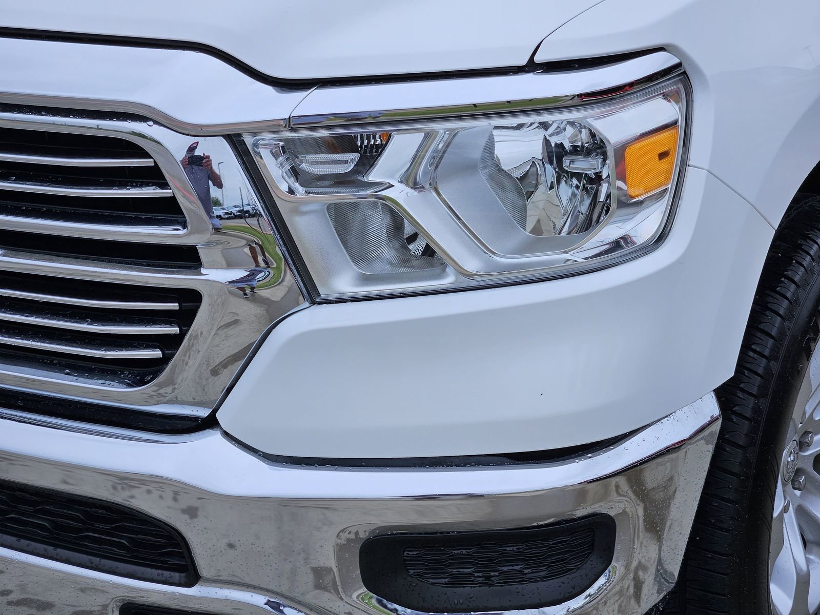 Used 2024 RAM 1500 Laramie RWD image 11