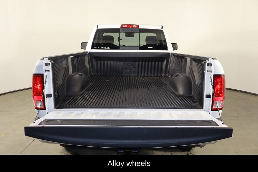 Used 2019 RAM 1500 Classic SLT image 8